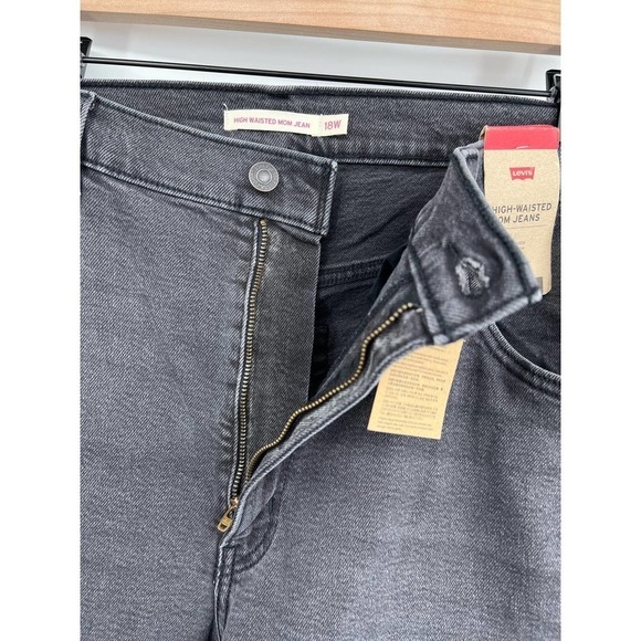 Levi's Women's High Rise Mom Jean In Dark Gray - Picture 7 of 8